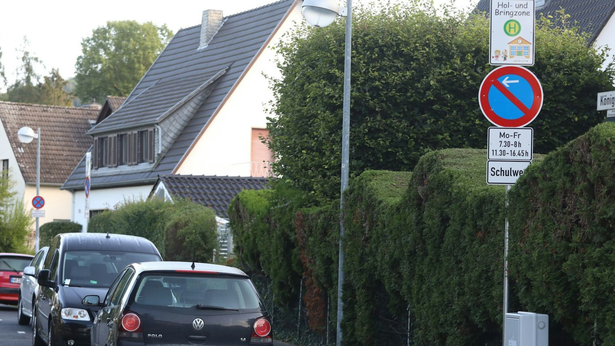 Stadt Bad Honnef richtet testweise Schulstraßen ein und sperr so Elterntaxis aus