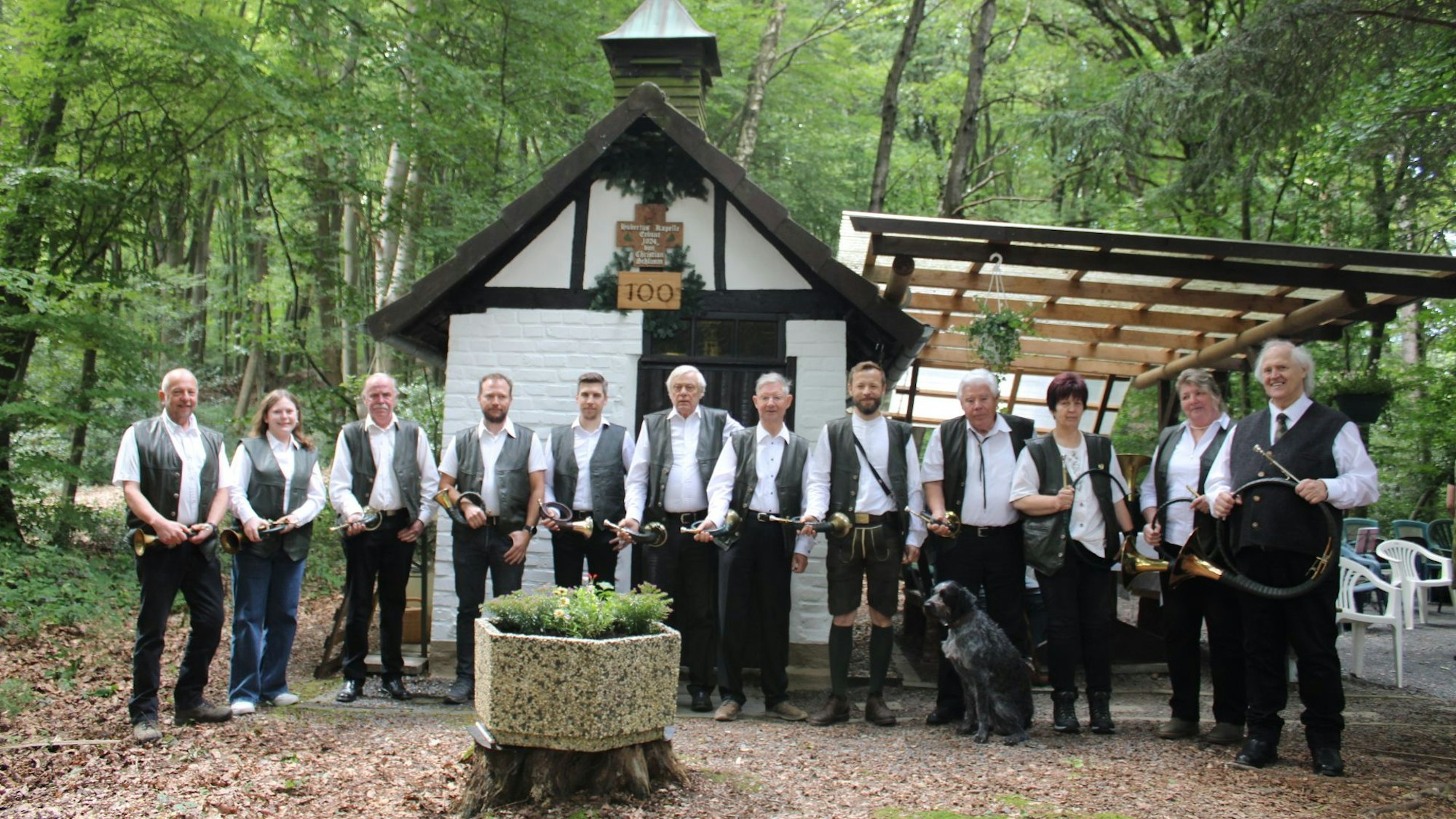 Stimmungsvoll ist die Musik der Jagdhörner – 18 aktive Musikerinnen und Musiker hat der älteste Hegering im Kreis.