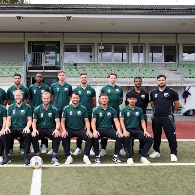 Mannschaftsfoto des SSV Bergneustadt der Saison 2024/25.