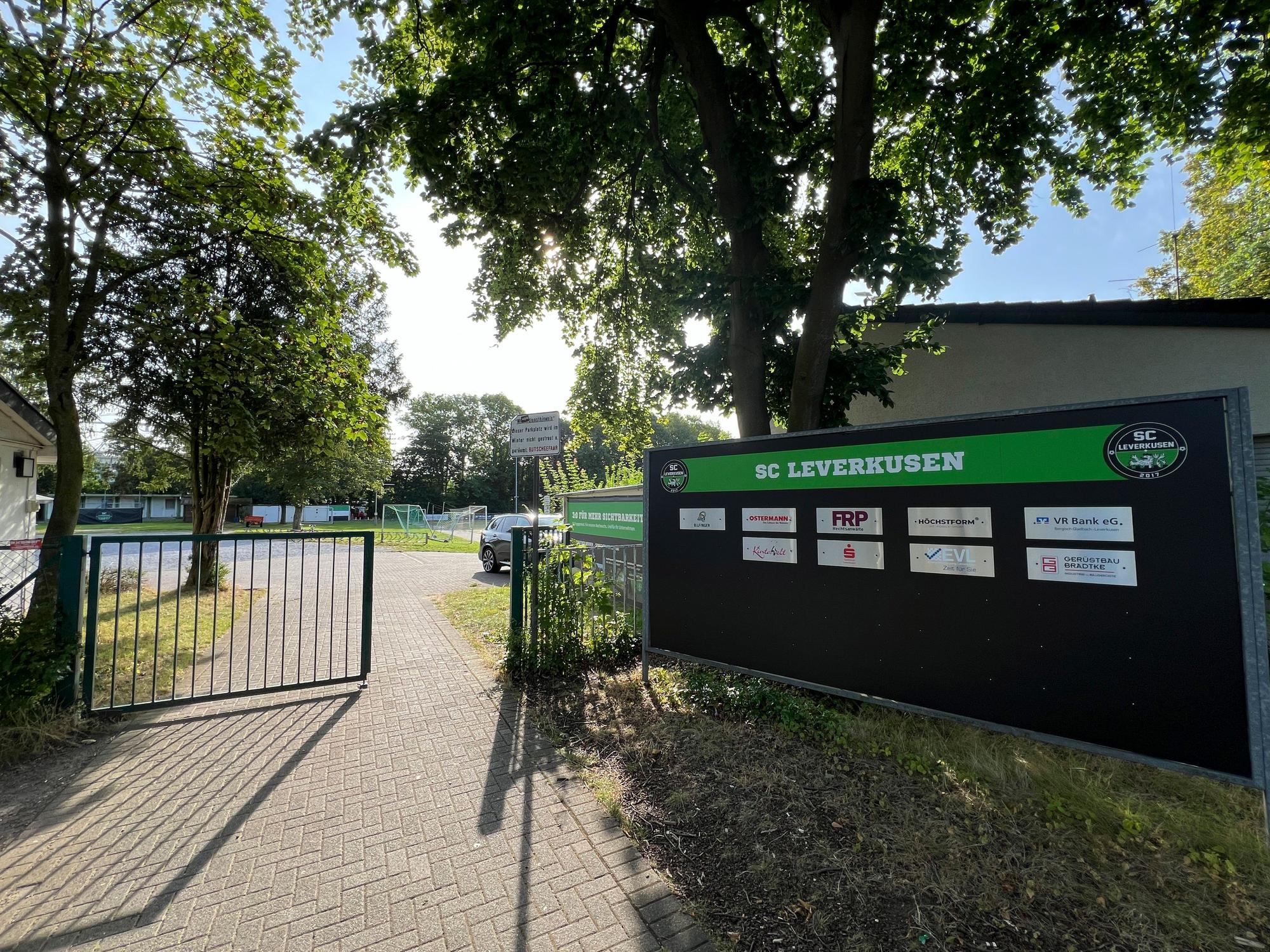 Platz des SC Leverkuse neben den Bayer-Trainingsplätzenn. Foto: Ralf Krieger