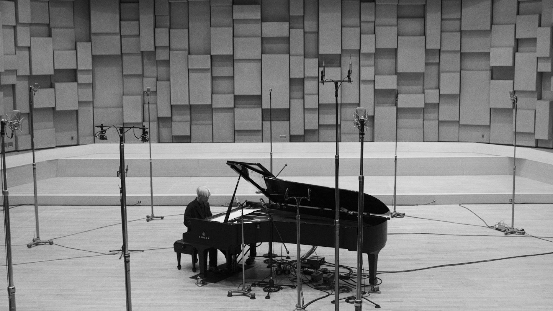 Im November zeigt das Hallmackenreuther den Dokumentarfilm „Opus“ über den japanischen Komponisten und Künstler Ryuichi Sakamoto.