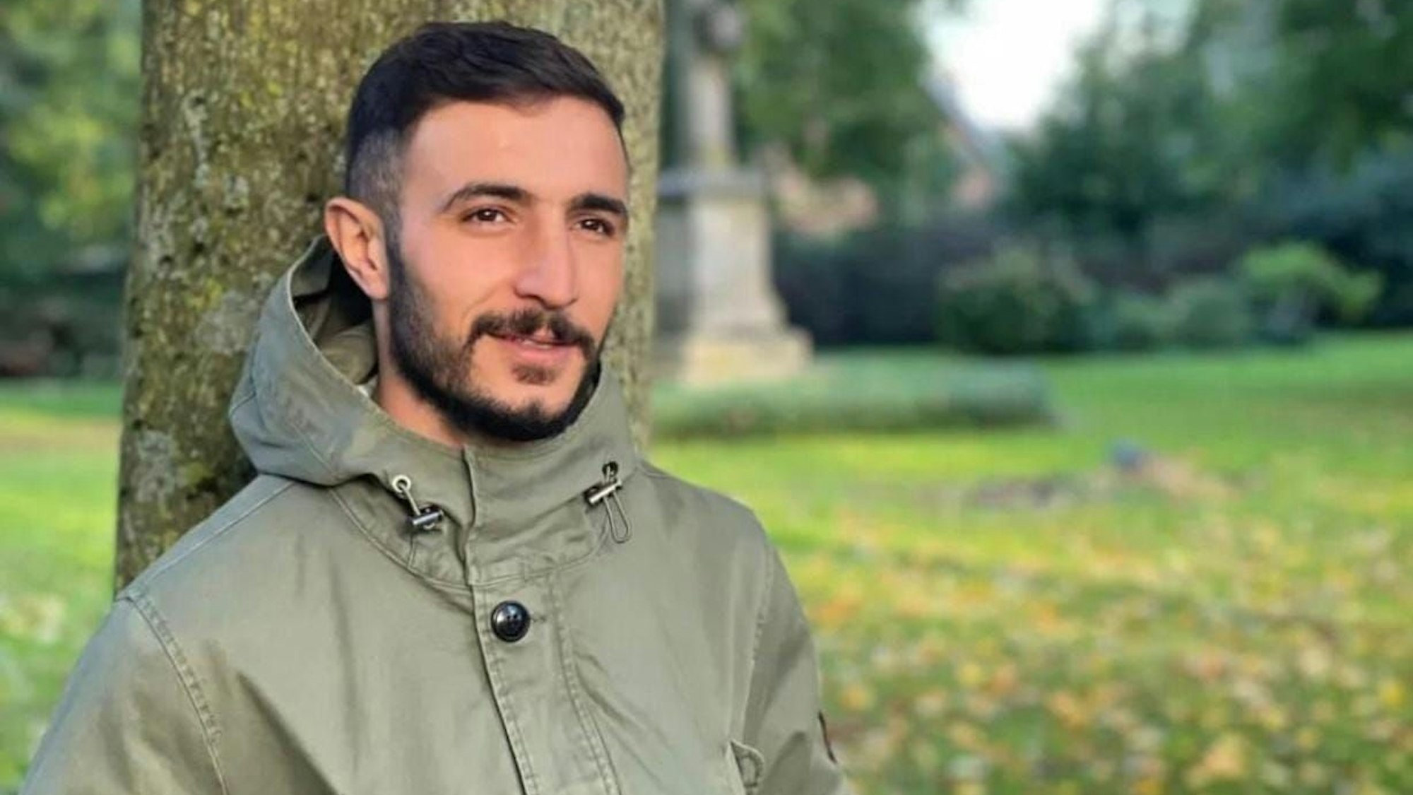 Nurullah Ülkü wurde am 17.08.2024 in Köln-Rondorf bei einem Autounfall getötet.