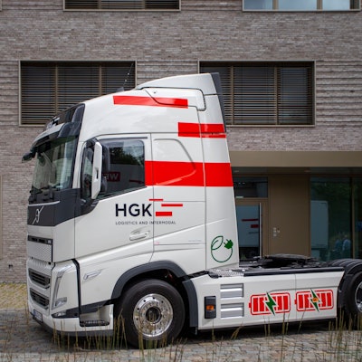 HGK Logistics and Intermodal will E-Trucks einsetzen.