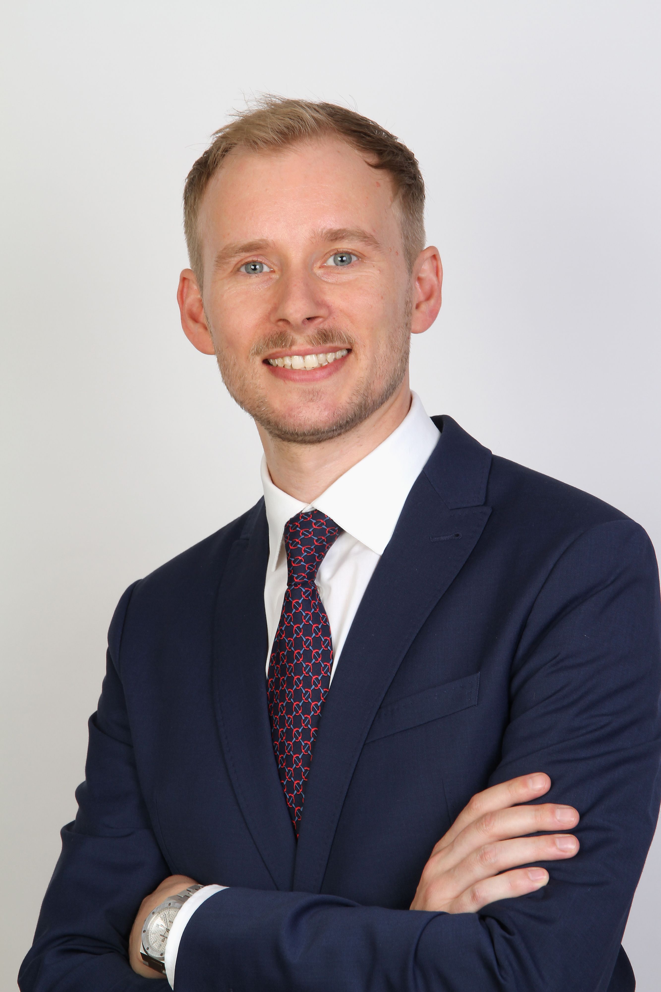 Zu sehen ist Dieter März, der von OB Reker für die Leitung der Stabsstelle für Beteiligungssteuerung vorgeschlagen worden ist.