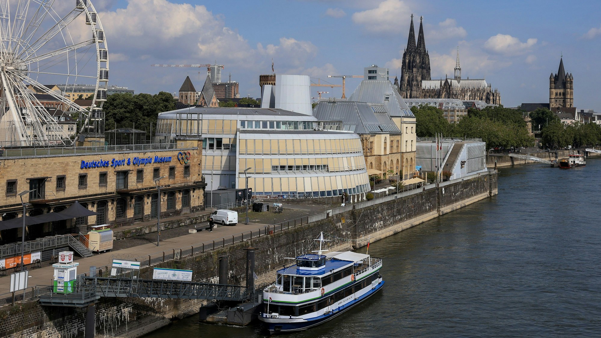 Stadtpanorama Köln mit Schokoladenmuseum
