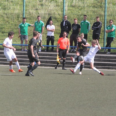 Juri Landgraf (links) und der Wahlscheider SV vermiesten dem FSV II um Pascal Jungbluth im Hinspiel die Bezirksliga-Premiere. Foto: Quentin Bröhl