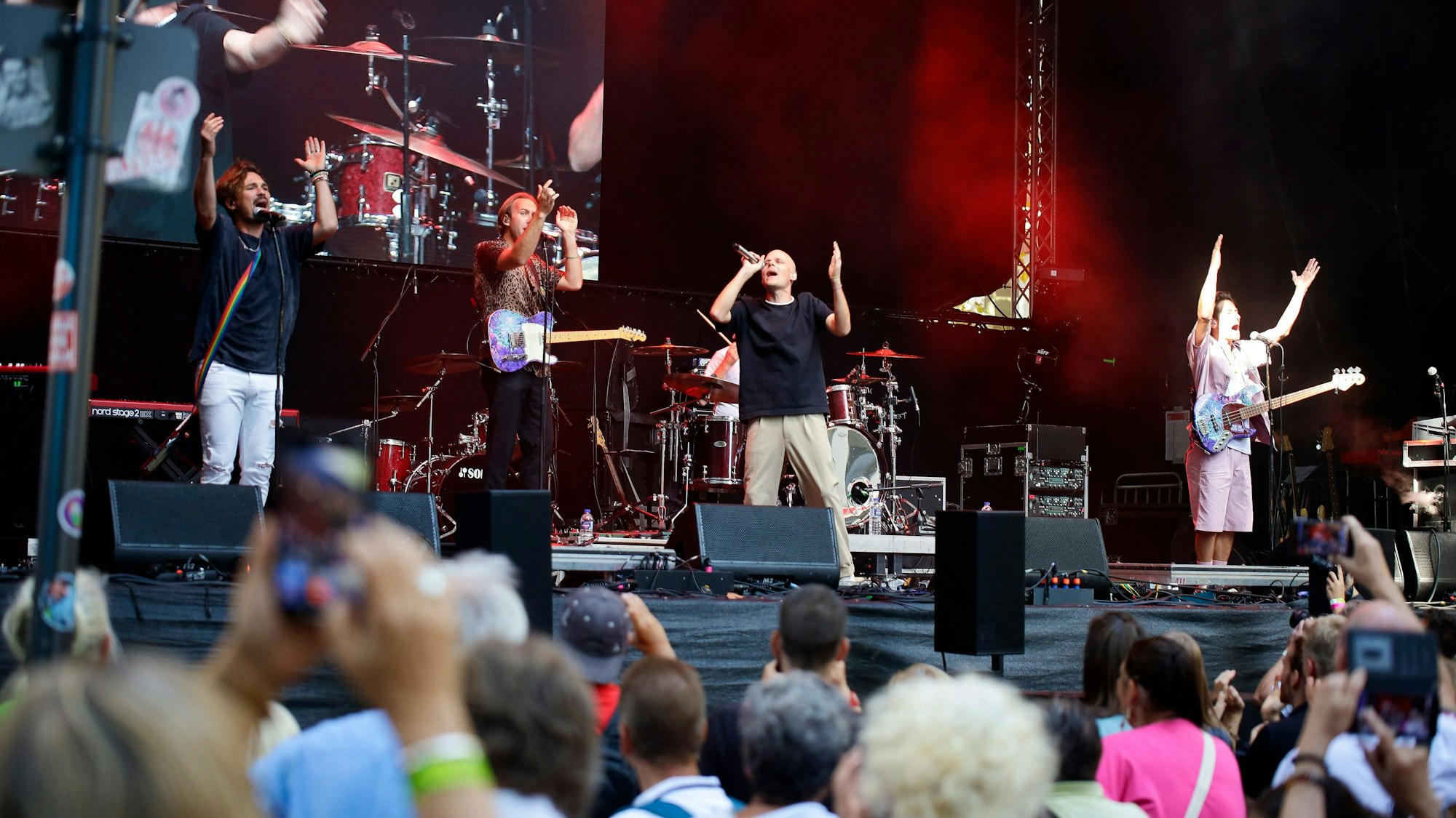 Cat Ballou beim „Arsch huh“-Konzert.