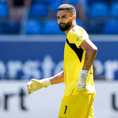 Eduardo Dos Santos Haesler Dudu, Torwart, Viktoria, 1, Einzelbild, Einzelfoto, Aktion, Action, 10.08.2024, Mannheim Deutschland, Fussball, 3. Liga, SV Waldhof Mannheim - FC Viktoria Köln, DFB/DFL REGULATIONS PROHIBIT ANY USE OF PHOTOGRAPHS AS IMAGE SEQUENCES AND/OR QUASI-VIDEO. *** Eduardo Dos Santos Haesler Dudu, Goalkeeper, Viktoria, 1 , single picture, single photo, action, action, 10 08 2024, Mannheim Germany , Soccer, 3 Liga, SV Waldhof Mannheim FC Viktoria Köln, DFB DFL REGULATIONS PROHIBIT ANY USE OF PHOTOGRAPHS AS IMAGE SEQUENCES AND OR QUASI VIDEO xozx