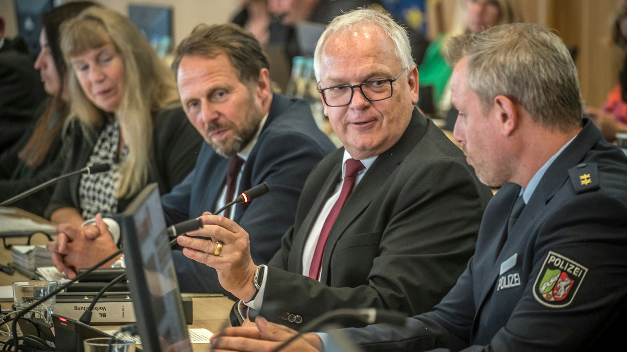 Johannes Hermanns (M.) war zu Gast im Leverkusener Stadtrat.