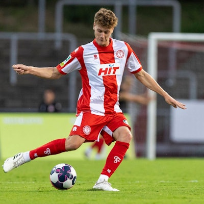 Regionalliga West Fortuna Köln - 1. FC Düren, 09.08.2024 Seymour Fünger Fortuna Köln, 5. Regionalliga West, Fortuna Köln - 1. FC Düren, 3. Spieltag, am 09.08.2024, Südstadion, Köln *** Regionalliga West Fortuna Köln 1 FC Düren, 09 08 2024 Seymour Fünger Fortuna Köln, 5 Regionalliga West, Fortuna Köln 1 FC Düren, 3 Matchday, on 09 08 2024, Südstadion, Cologne Copyright: xBEAUTIFULxSPORTS/Meuselx