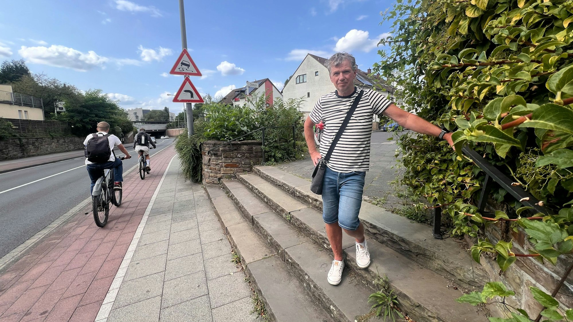 Klaus Stutzer macht sich für eine barrierefreie Ohmstraße stark und hat eine Initiative dafür gegründet.