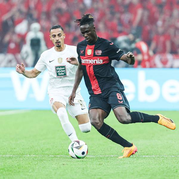 Fussball, DFB Pokal Saison 2023/24 Finale 1.FC Kaiserslautern - Bayer 04 Leverkusen 25.05.2024, Olympiastadion Berlin Kenny Prince Redondo 1.FC Kaiserslautern, 11 Odilon Kossounou Bayer 04 Leverkusen, 6 Berlin Olympiastadion Berlin Berlin Deutschland *** Sport, Football, DFB Pokal Season 2023 24 Final 1 FC Kaiserslautern Bayer 04 Leverkusen 25 05 2024, Olympiastadion Berlin Kenny Prince Redondo 1 FC Kaiserslautern, 11 Odilon Kossounou Bayer 04 Leverkusen, 6 Berlin Olympiastadion Berlin Berlin Germany