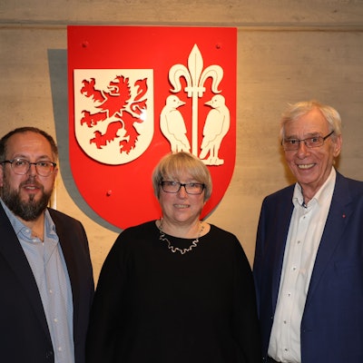 Das Foto zeigt die Wesselinger Sozialdemokraten Detlef Kornmüller, Halil Odabasi und Gabriele Knode-Stenzel.