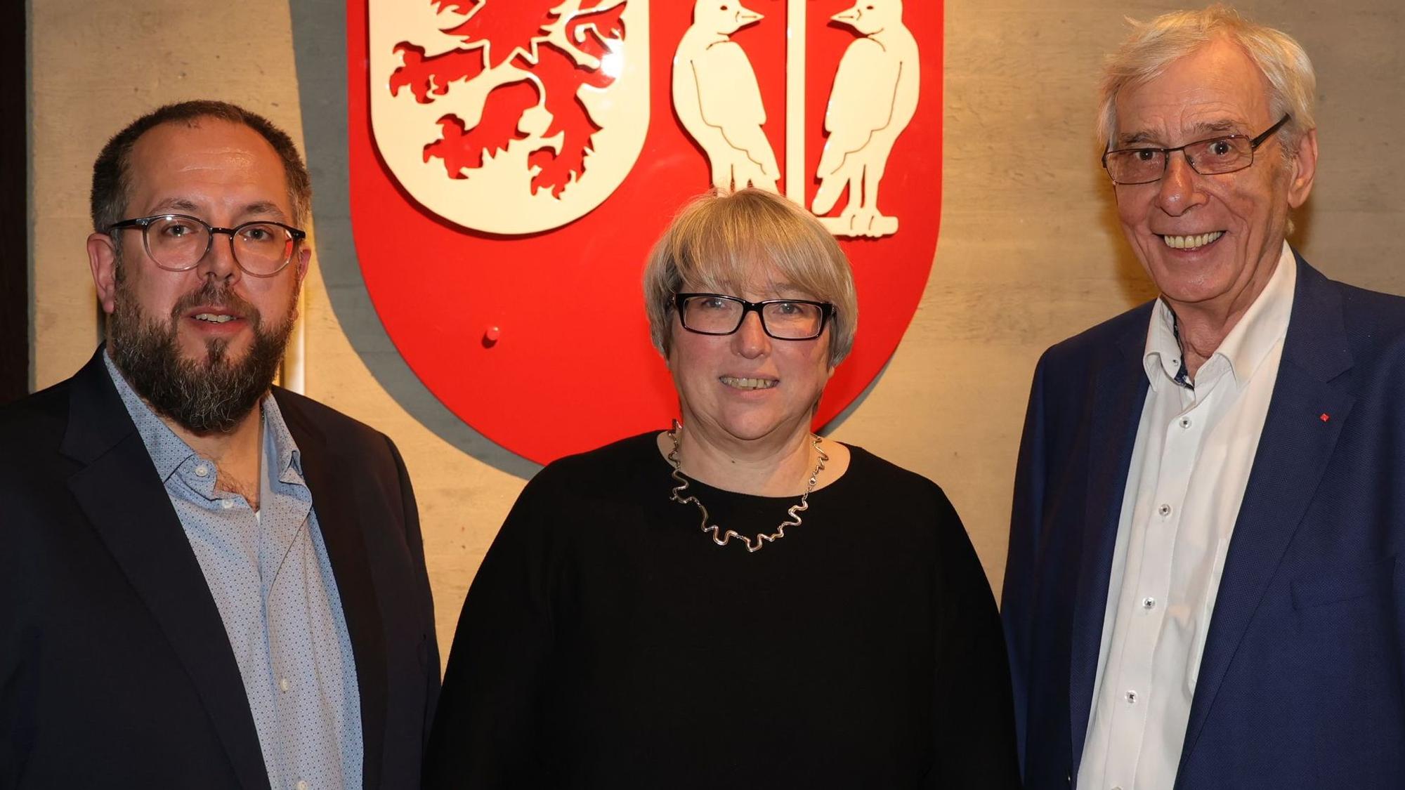 Das Foto zeigt die Wesselinger Sozialdemokraten Detlef Kornmüller, Halil Odabasi und Gabriele Knode-Stenzel.