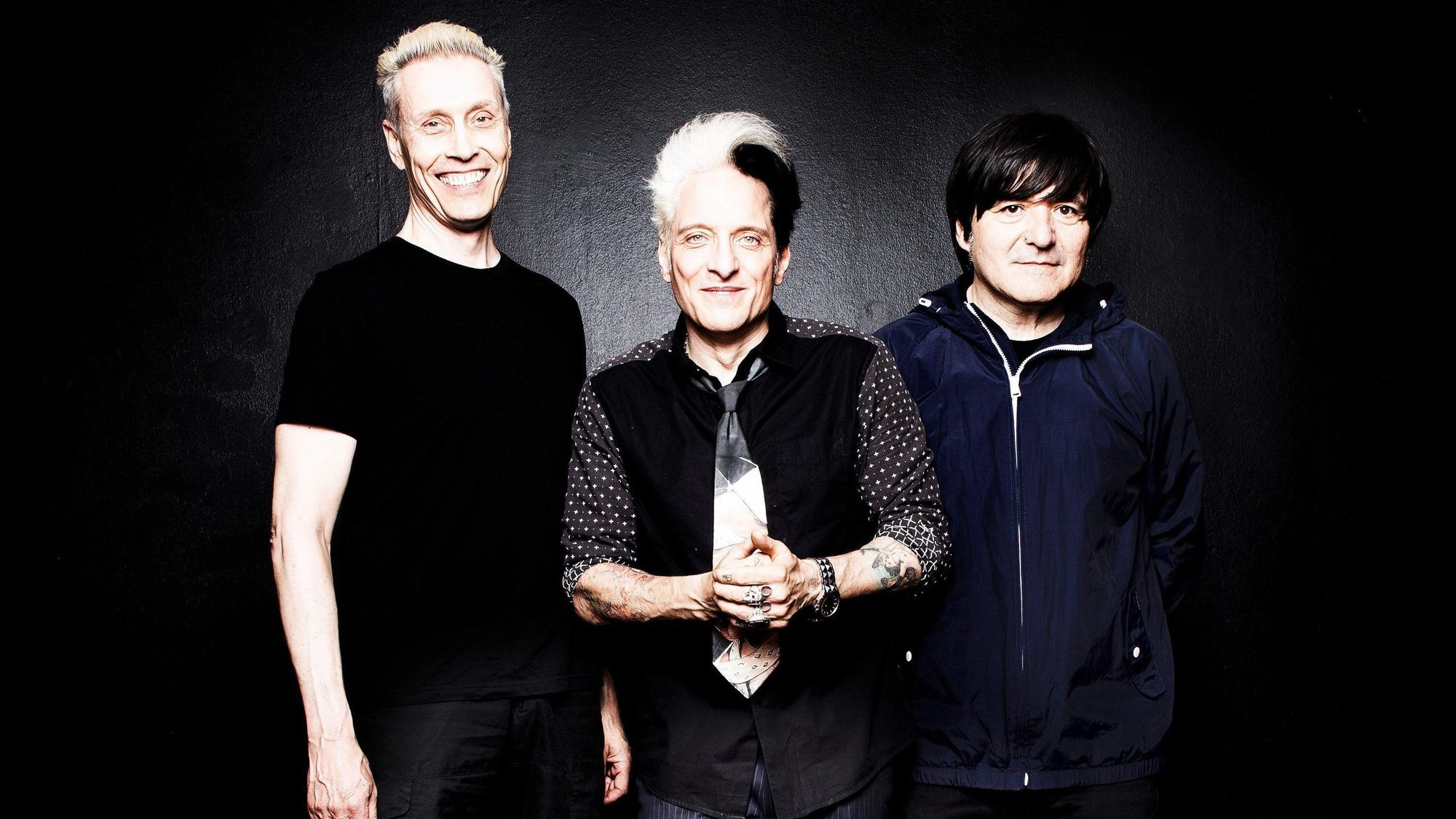 Die Ärzte Bela B und Farin Urlaub lachen in die Kamera.
