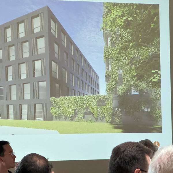 Im Rats-Ausschuss für Umwelt- und Stadtentwicklung wurden Visualisierungen des geplanten Gebäudes der Firma Bechtle gezeigt.