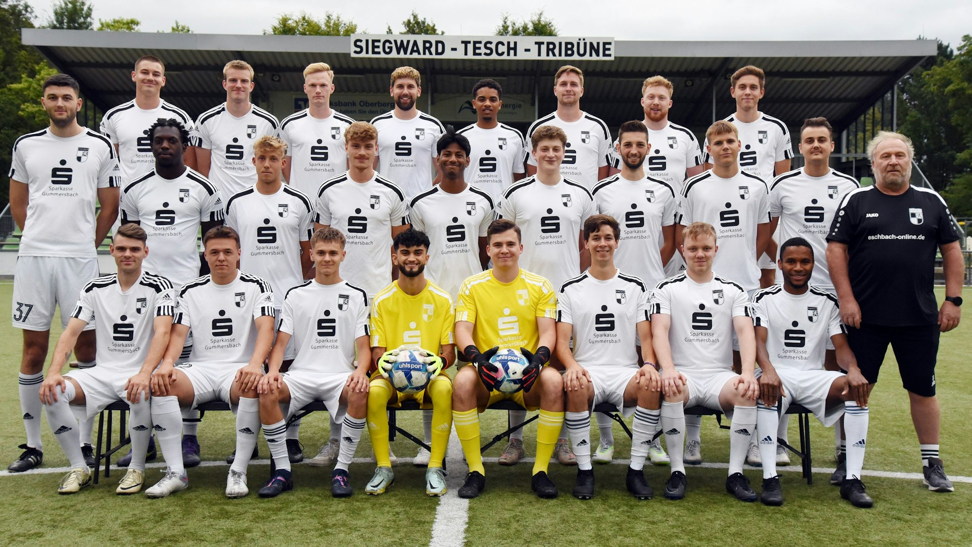 Mannschaftsfoto des FV Wiehl II.