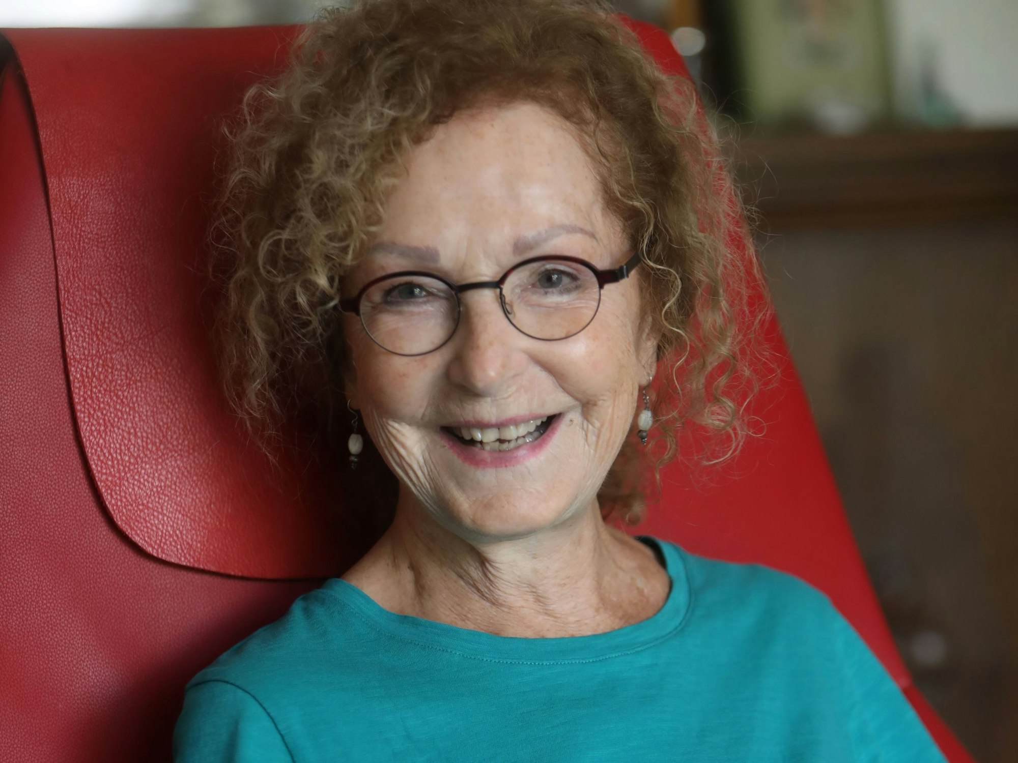 23.08.2024, Köln: Der Moment: Eva Klemps bekam kurz nach dem Tod ihrer Mutter eine Krebsdiagnose, erst Brust, dann Tumor im Kopf. Foto: Arton Krasniqi