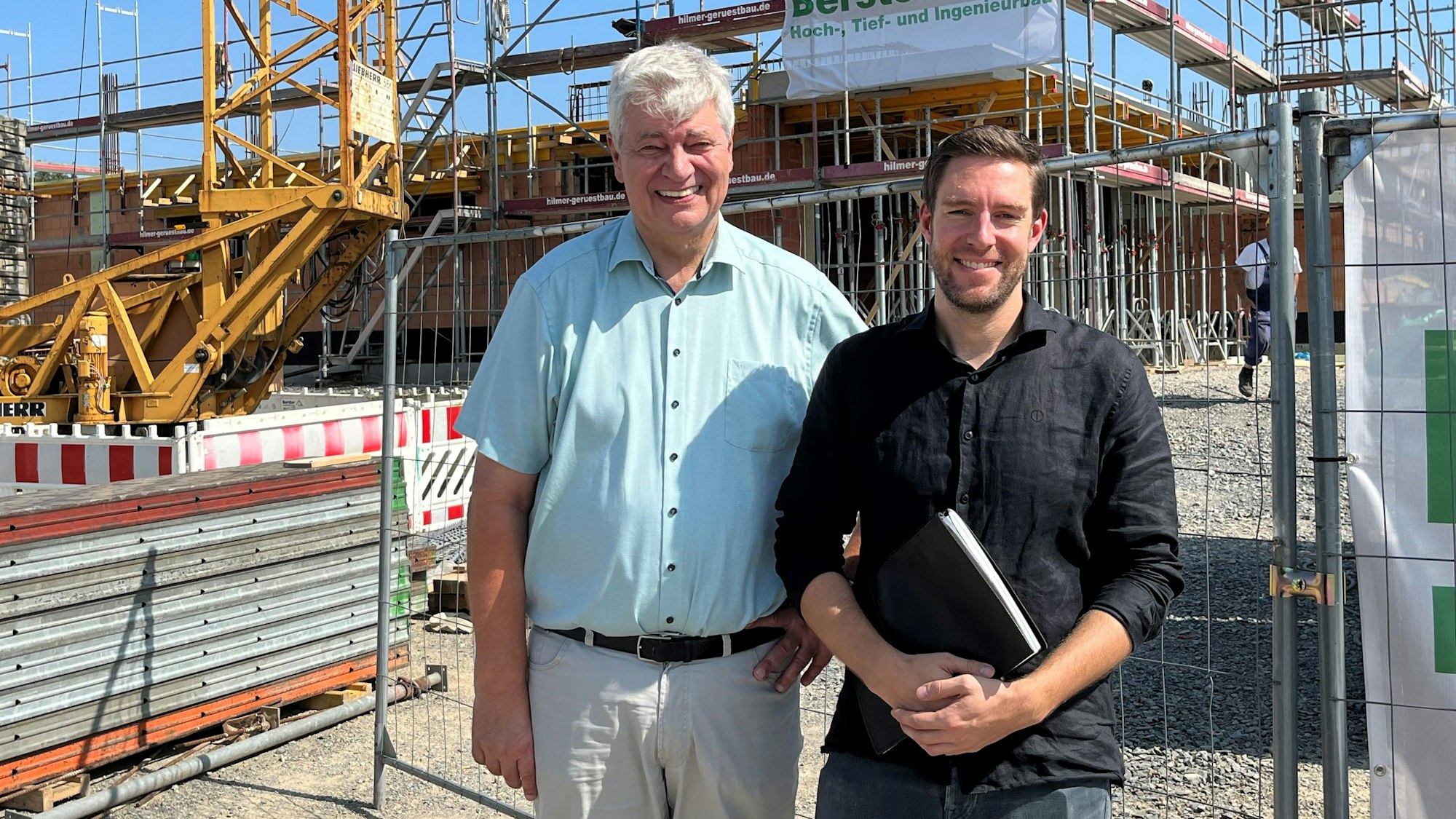 Bürgermeister Hilko Redenius und Fachbereichsleiter Jan Foerster.