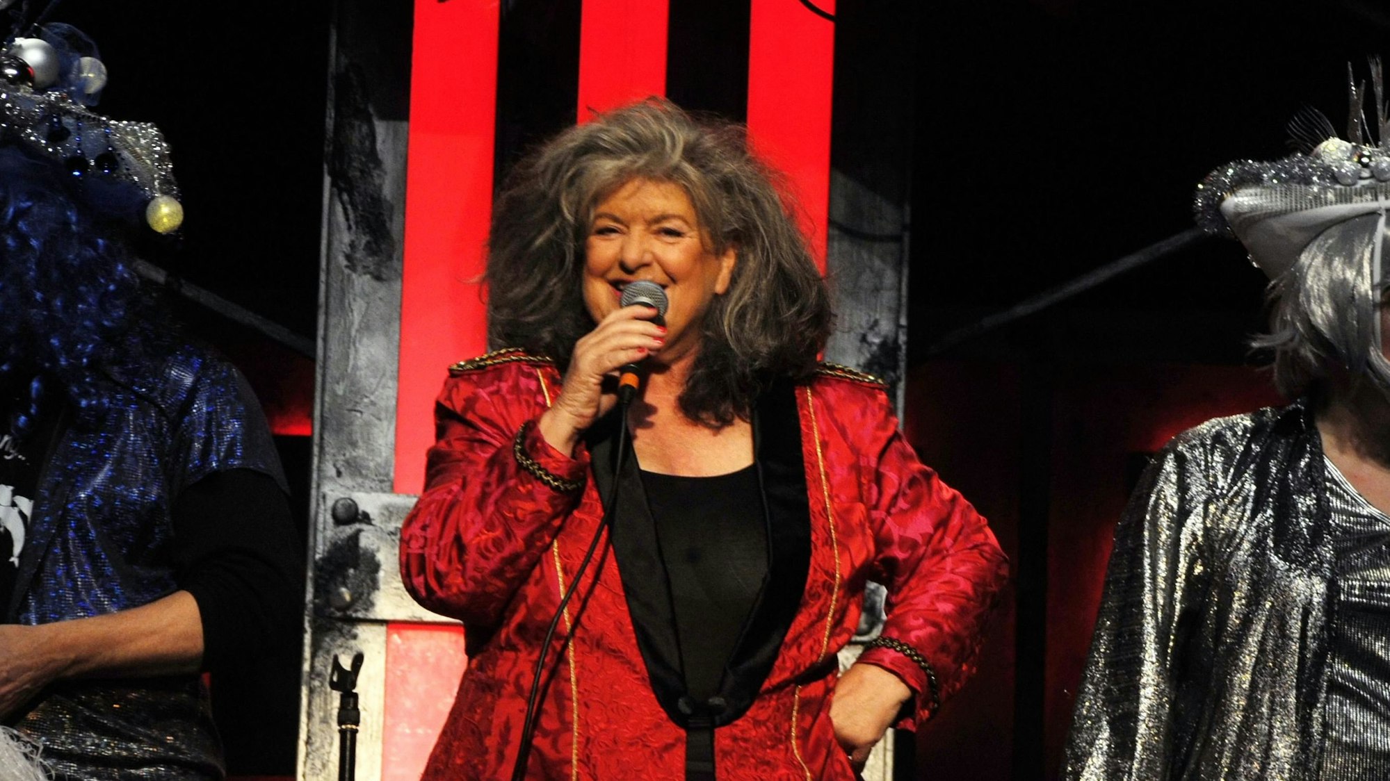 Biggi Wanninger als Stunksitzungspräsidentin 2022