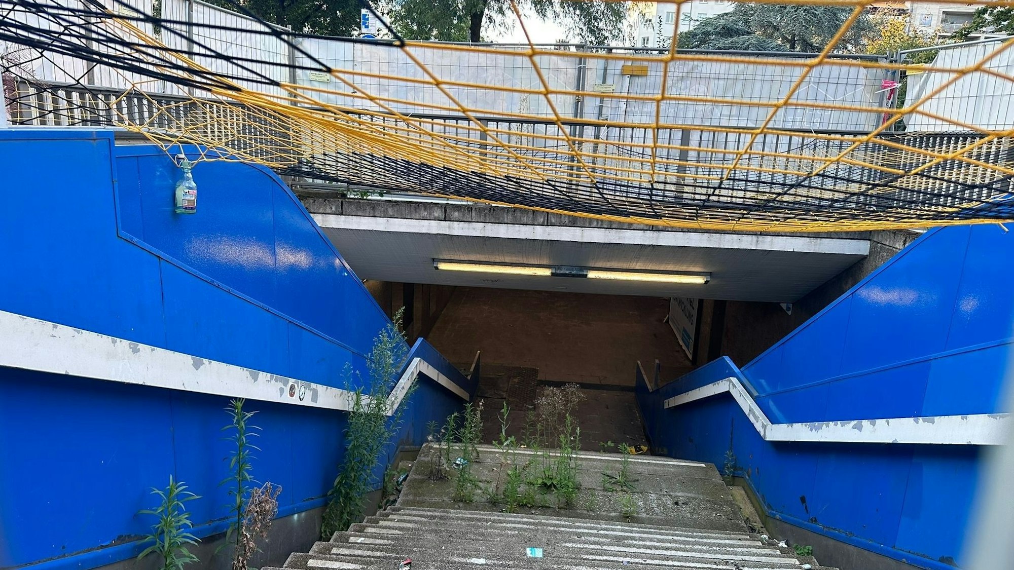 Kunst hinter Bauzaun: So sieht es am Ebertplatz aus.