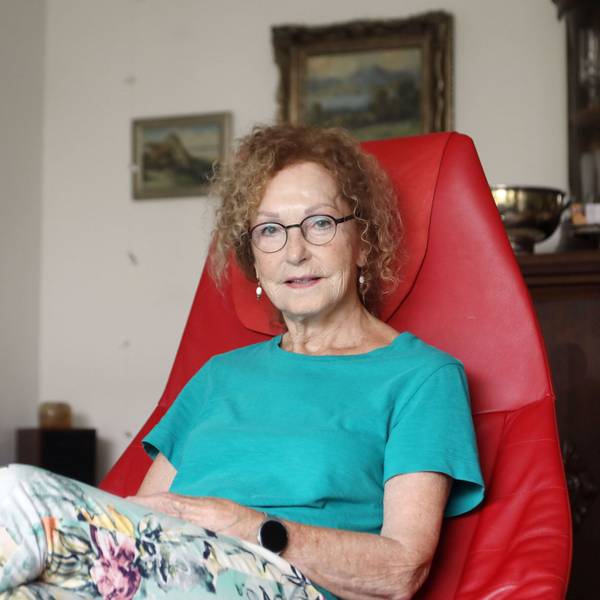 23.08.2024, Köln: Der Moment: Eva Klemps bekam kurz nach dem Tod ihrer Mutter eine Krebsdiagnose, erst Brust, dann Tumor im Kopf. Foto: Arton Krasniqi