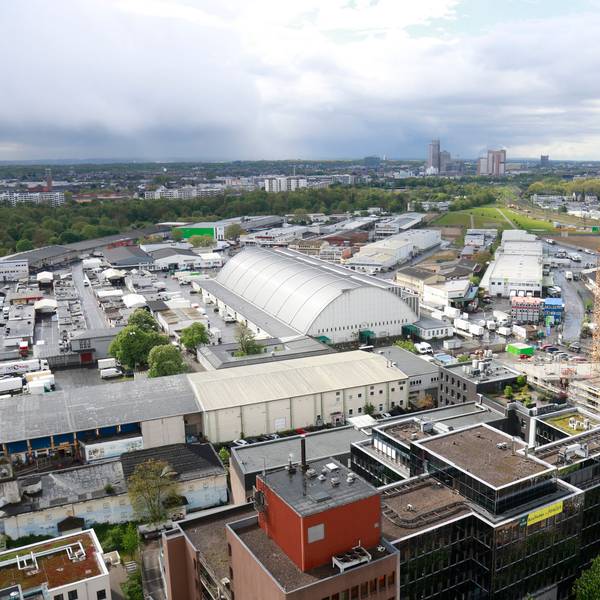 Blick von oben auf den Kölner Großmarkt.