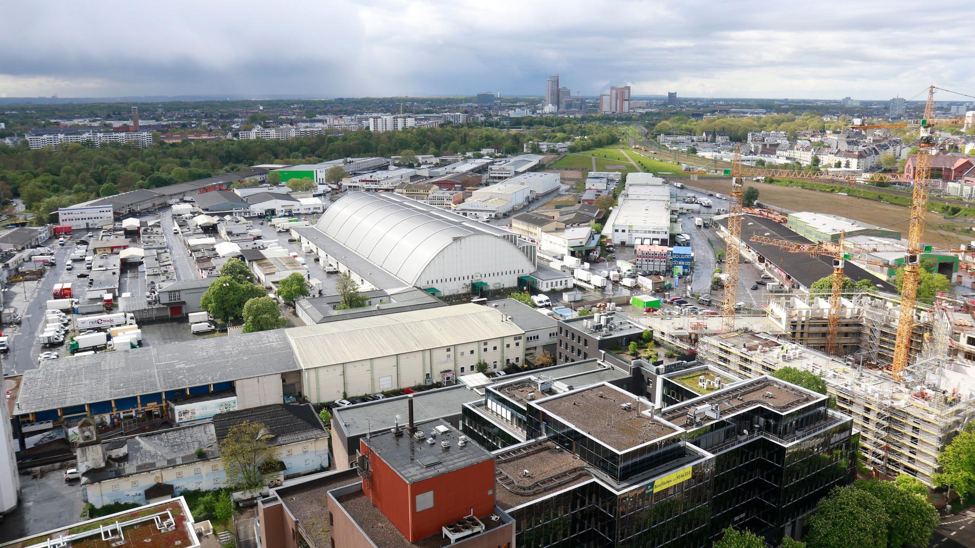 Blick von oben auf den Kölner Großmarkt.