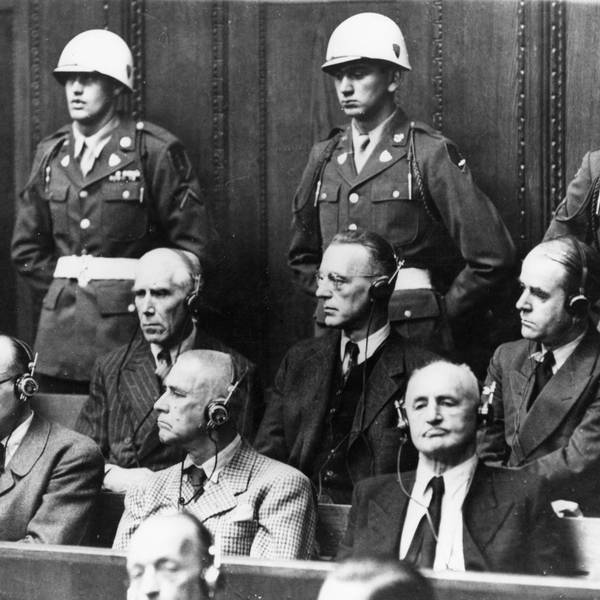 Wilhelm Frick (untere Reihe, Mitte) wurde nach Kriegsende bei den Nürnberger Prozessen 1946 zum Tode verurteilt. 1930 war Frick in Thüringen als erster NSDAP-Politiker Minister in einer Landesregierung geworden. (Archivbild)