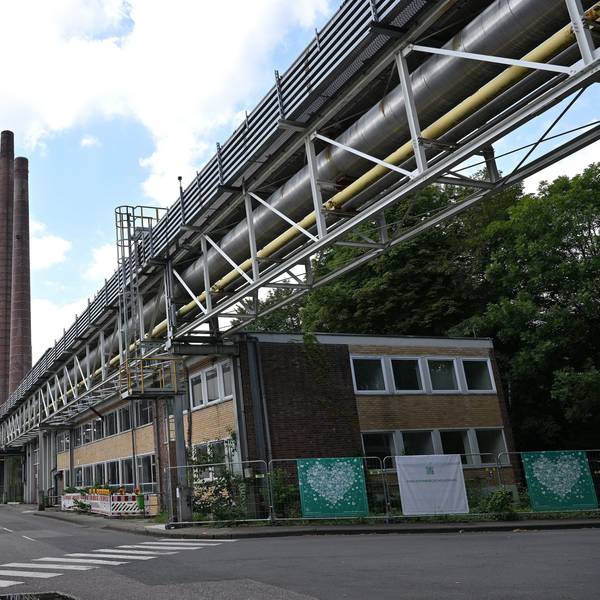 Das Foto zeigt das Zanders-Gelände in Bergisch Gladbach