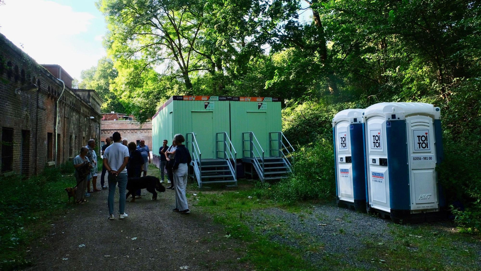 Container und Dixies im Fort VI