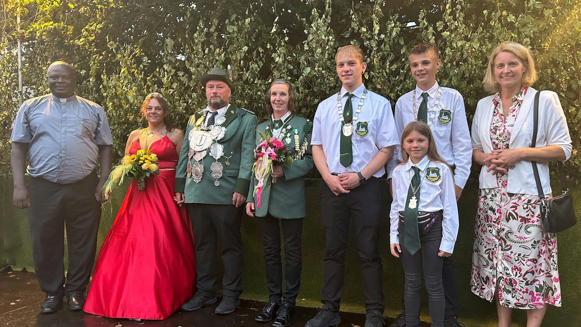 Das Foto zeigt die Krönung der neuen Majestäten aus Agathaberg.