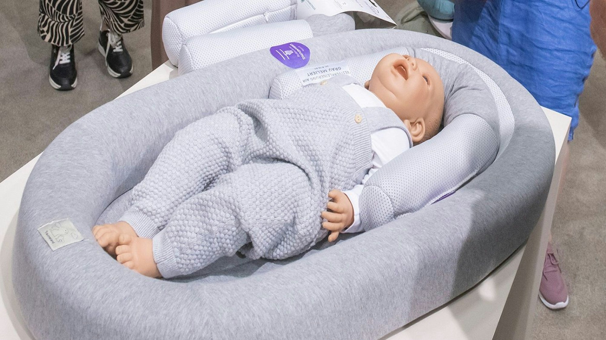Baby-Nest, das eine gute Luftzirkulation sicherstellen soll.