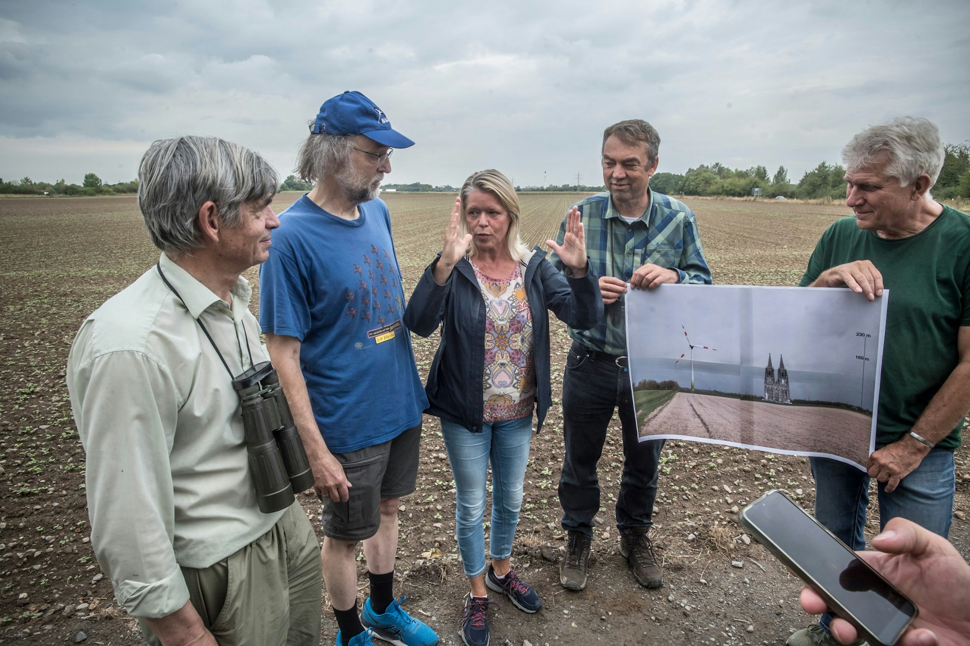 Leverkusener Naturschützer sprechen sich die gegen die Windkraftanlagen an der Stadtgrenze zu Monheim aus.