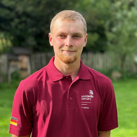 Maurergeselle Aaron Masuch (22) aus Reichshof im Porträt.