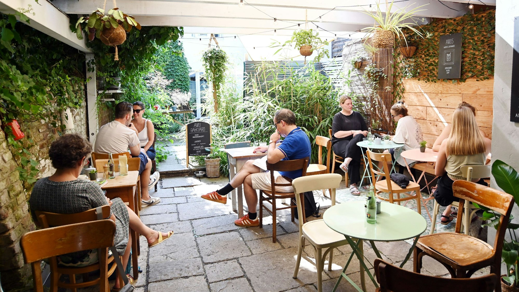 Hinterhof vom Café Awli Backyard