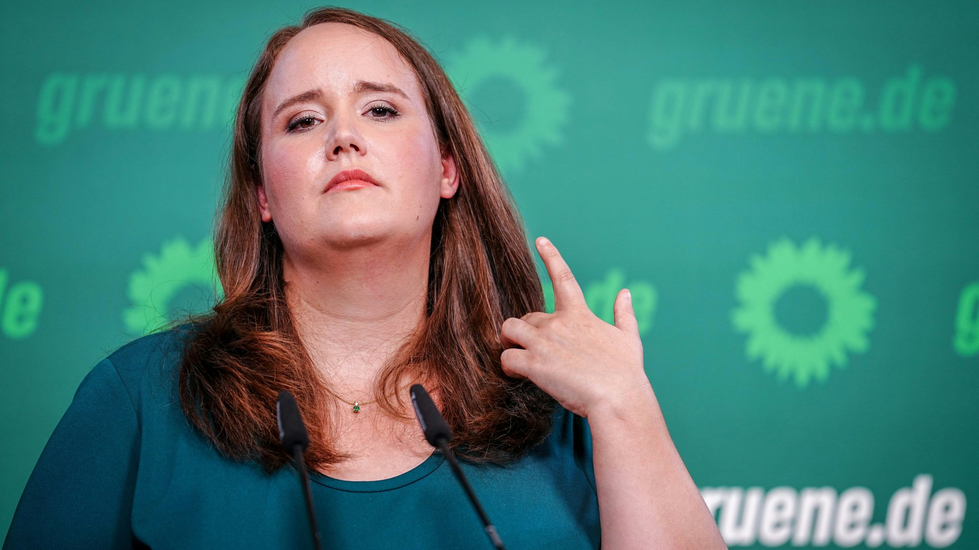 Ricarda Lang, Bundesvorsitzende von Bündnis 90/Die Grünen, gibt ein Pressestatement nach den Landtagswahlen in Sachsen und Thüringen in der Parteizentrale.