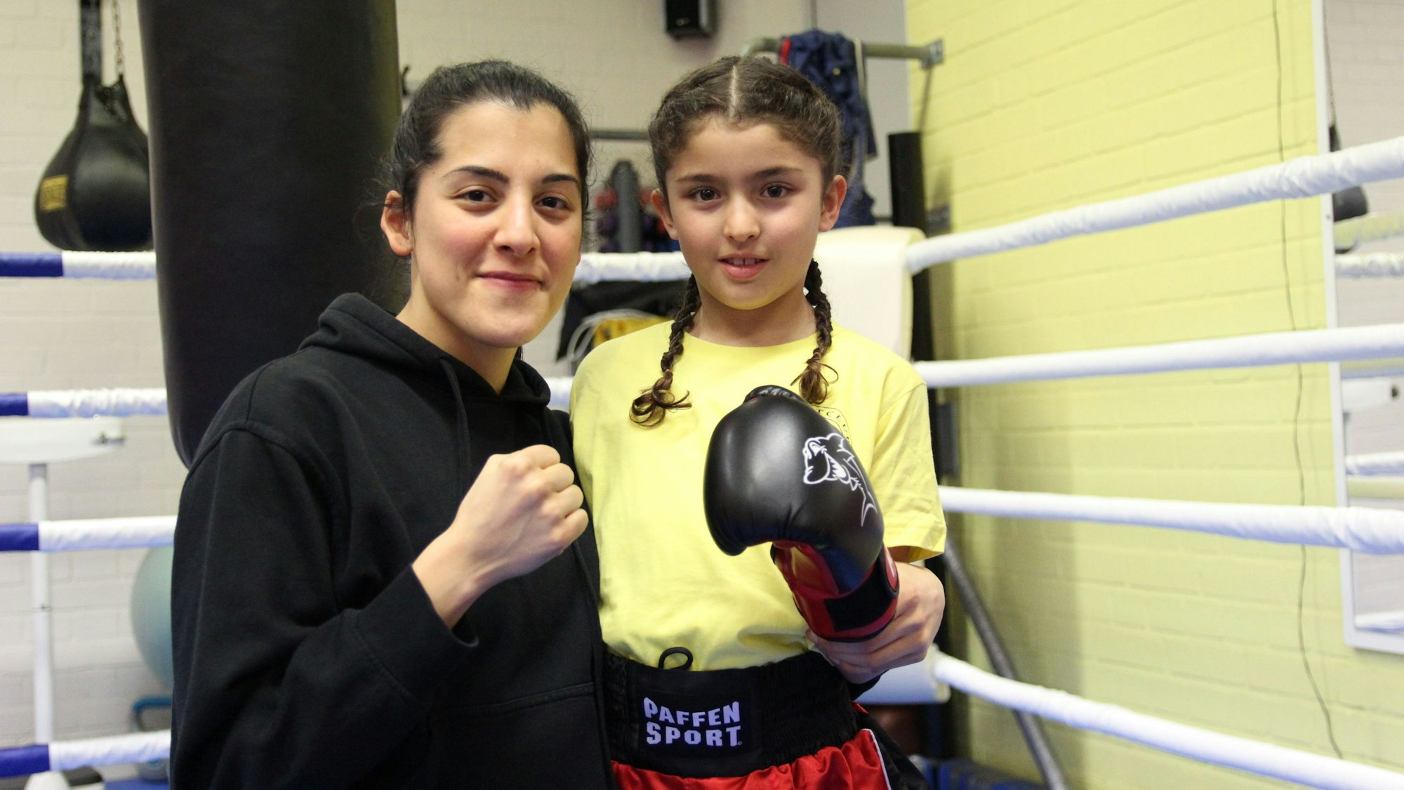 Boxerin Dilar Kisikyol aus Leverkusen Rheindorf