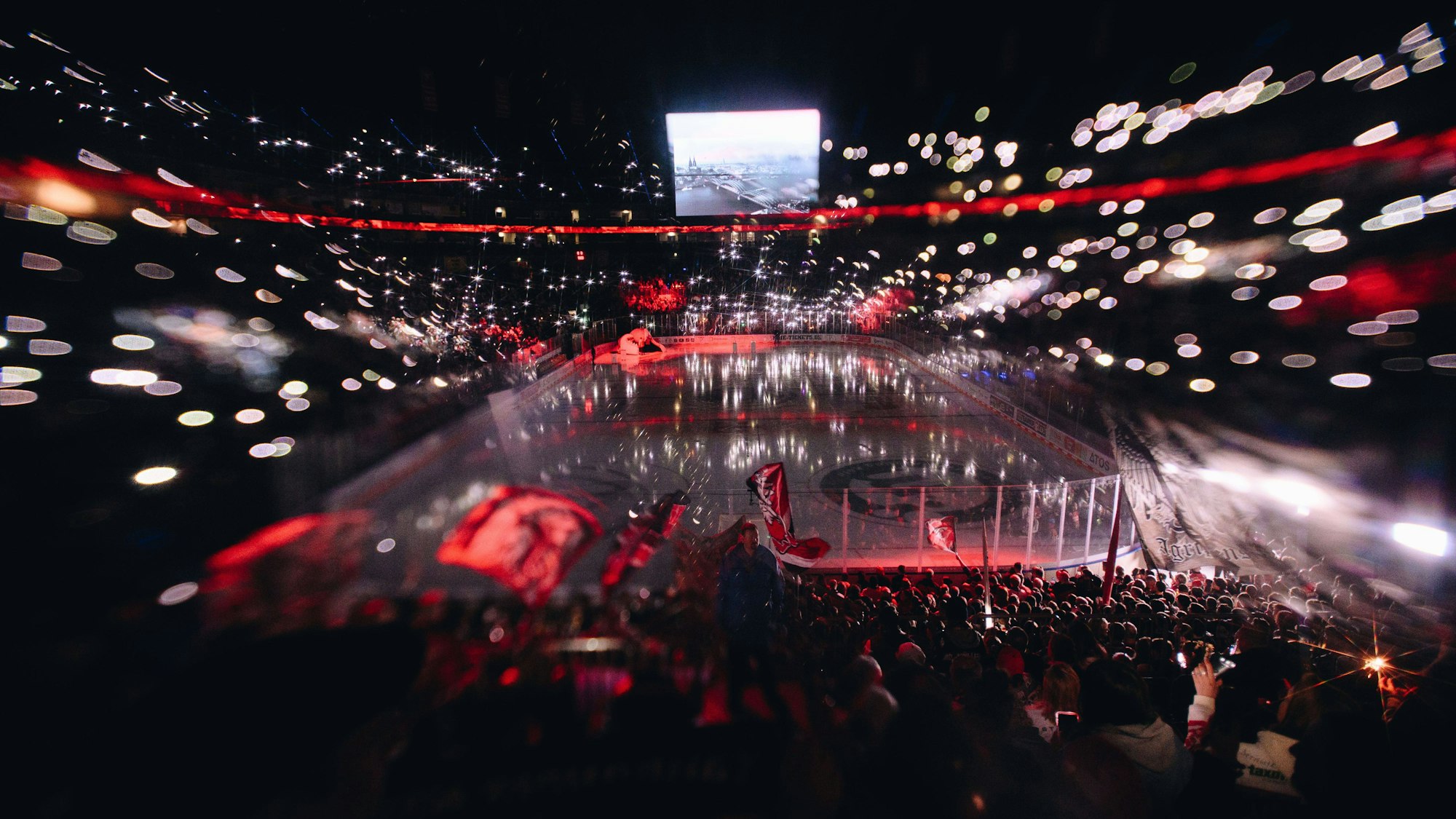 Die Kölner Haie erzielten zuletzt in der Lanxess-Arena einen Schnitt von 16.993 Besuchern pro Hauptrundenspiel - Europarekord.