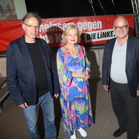 Heiner Kockerbeck im vergangenen Herbst mit der Bundestagsabgeordneten Gesine Lötzsch bei Feierlichkeiten zu 25 Jahre Die Linke im Kölner Stadtrat.