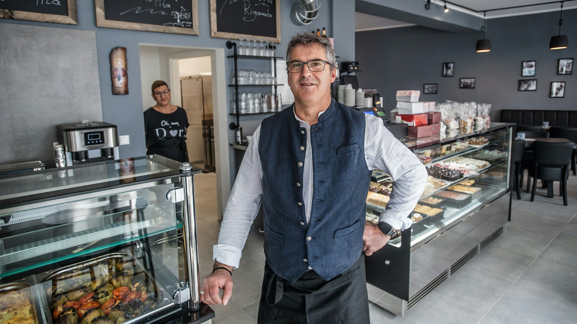 Auch der Imbiss „Nostimo“, hier Inhaber Stergios Kuspatras, macht bei den Genusswochen mit.