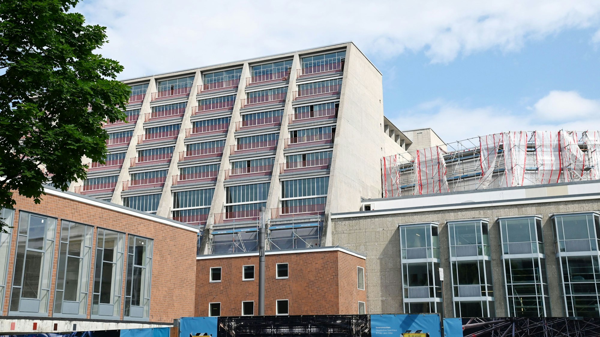 Die Baustelle von Schauspielhaus und Oper am Offenbachplatz.