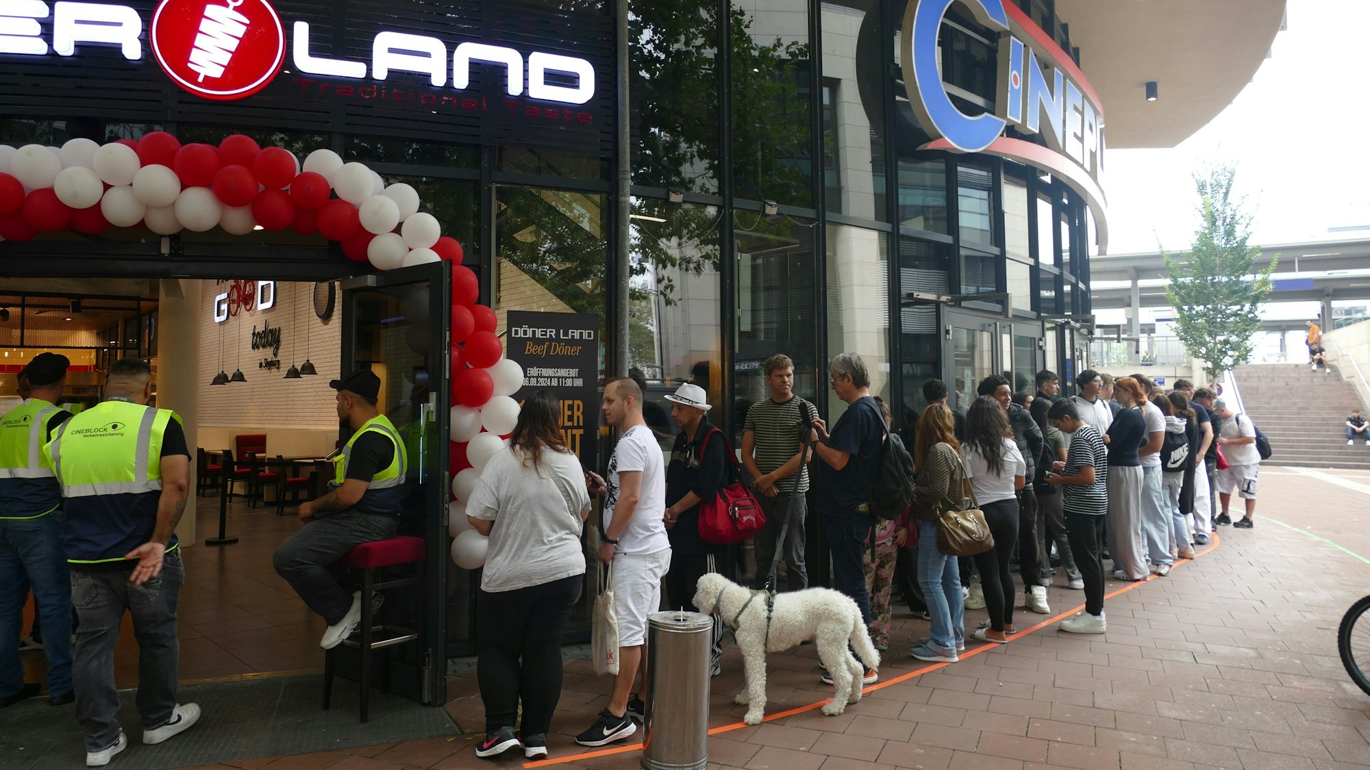 Dönerland in Siegburg eröffnet.