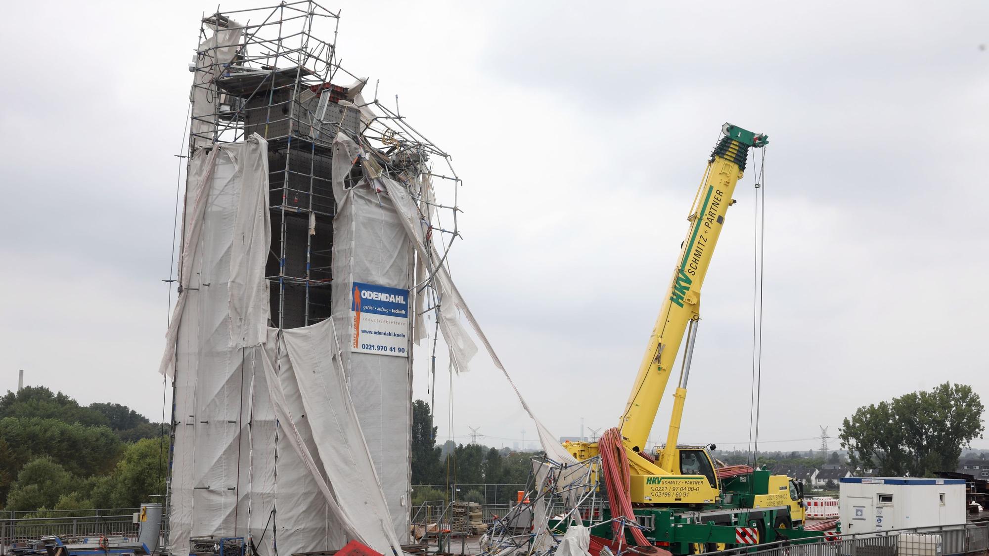 Die Unglücksstelle auf dem alten Teil der Leverkusener Brücke