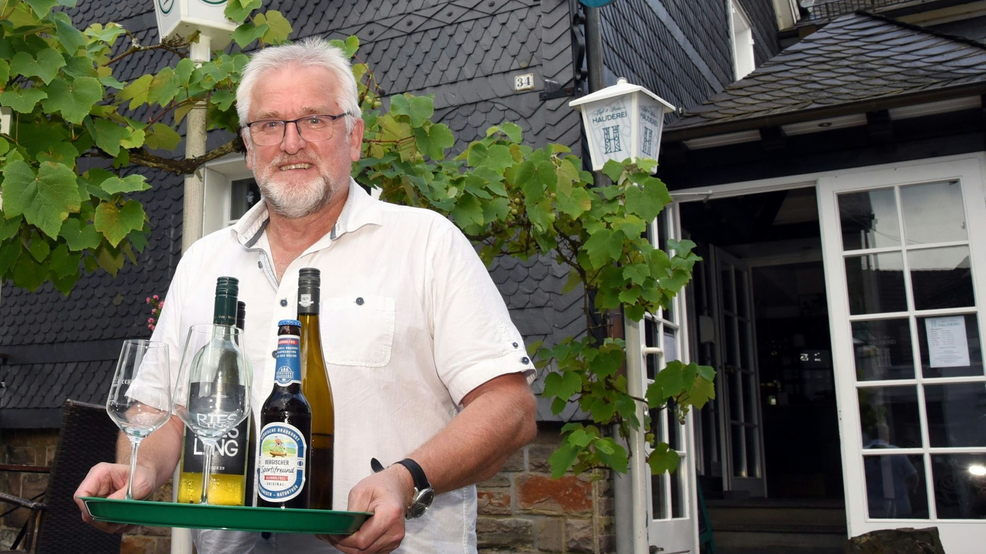 Kommissarischer Leiter des „Hauderei“-Vorstands ist bis auf weiteres der Nümbrechter Norbert Hellmann. Das Café und Bistro in der Stadtmitte von Waldbröl hat turbulente Zeiten hinter sich.