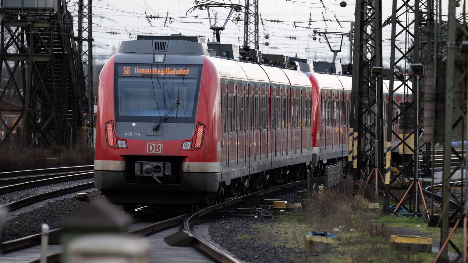 Züge rund um Frankfurt stehen still