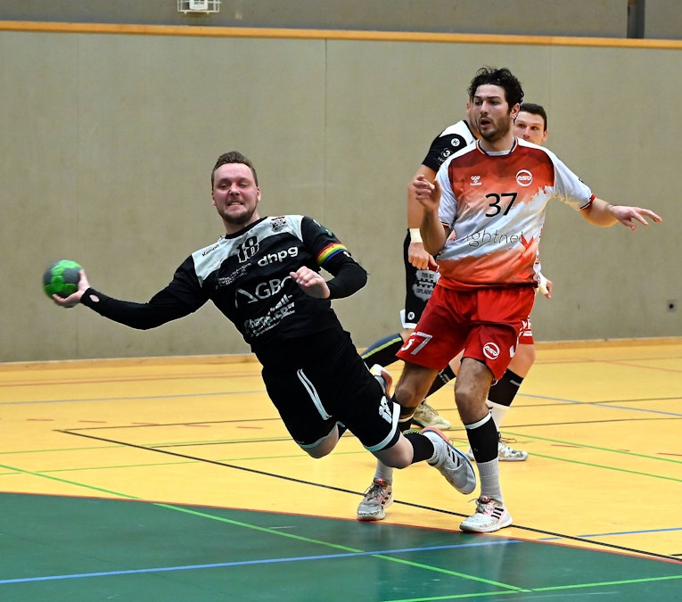 TuS 82 Opladen przegrał z HSG Dutenhofen-Münchholzhausen II w III lidze