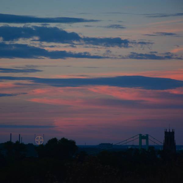 Über die Mülheimer Brücke (r.) zum Bayer-Kreuz. Abendstimmung auf dem Kalkberg.