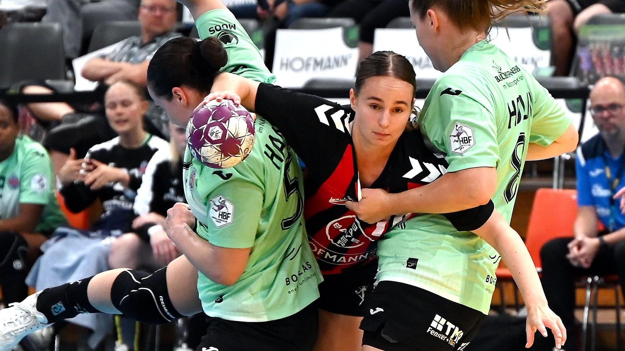 08.09.2024, Handball-Bayer Leverkusen - Thüringen
mitte: Sophia Cormann (Bayer)
Foto: Uli Herhaus
