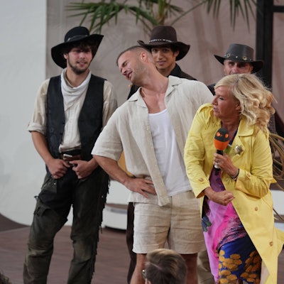 Influencer Nico Spedicato und Andrea „Kiwi“ Kiewel spielten einen kleinen Schlagabtausch.